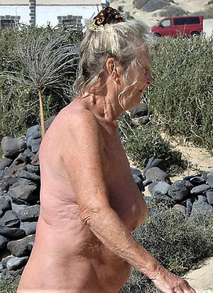 busty mature grannies