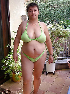 porn pics be expeditious for women in bikinis