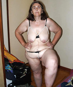 naked mature women bbw