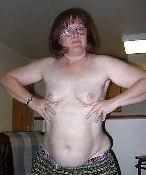 sexy older brunette women