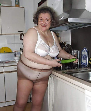 real women more pantyhose porn pictures