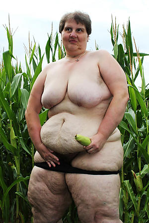 old bbw grannies posing nude