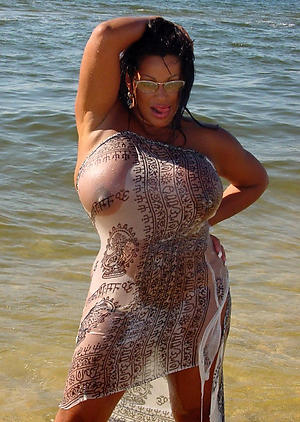 sex galleries of grown up ebony ladies