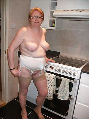 nude mature redhead join in matrimony pictures