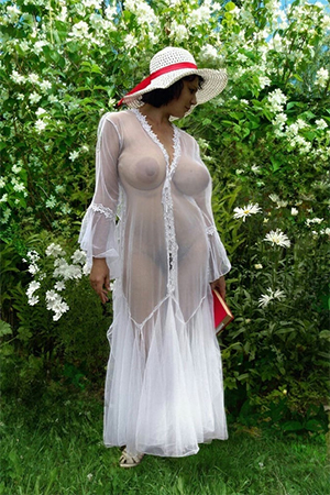 granny in unmentionables adulate porn