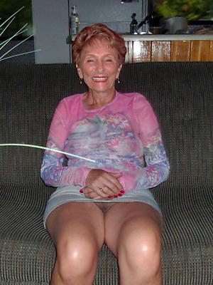 old granny upskirt free pics