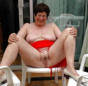nude pics be expeditious for older women pussy