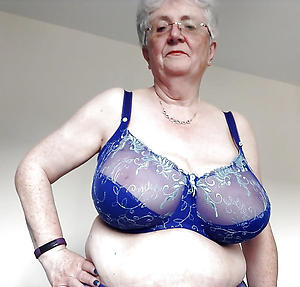 very old naked women pussy pic