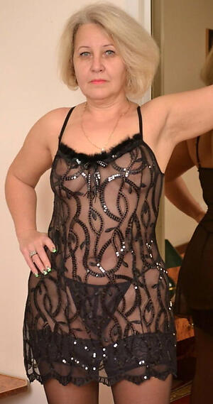 grannies in lingerie amateur pics