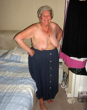 free pics of granny saggy boobs