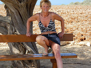 old granny upskirt hot porn pic