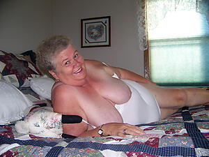 xxx old grannies remote pics