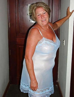 porn pics of downcast older women in lingerie