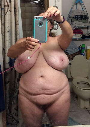 saleable chubby grannys freash pussy