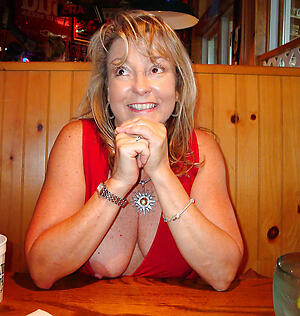 granny cougars posing nude