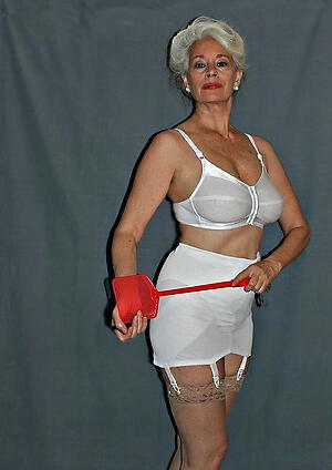 incomparable old grannies a torch for posing nude