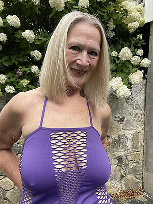 sexy older blonde women