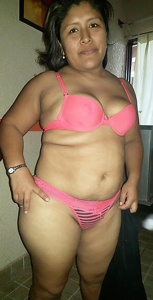 Sexy Older Latina Porn Pics Granny pussy