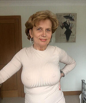 sexy mere granny beauties show off