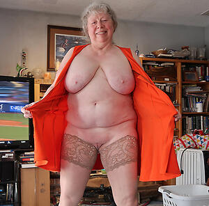 naked older bbw uncovered models