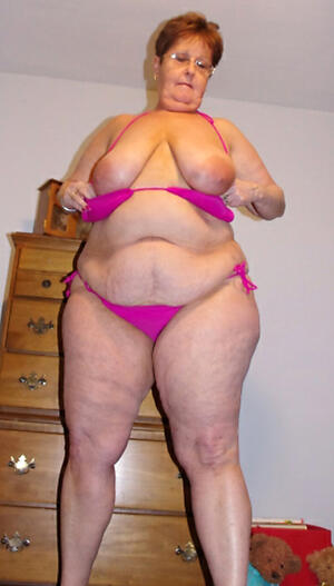 chubby old granny homemade picture