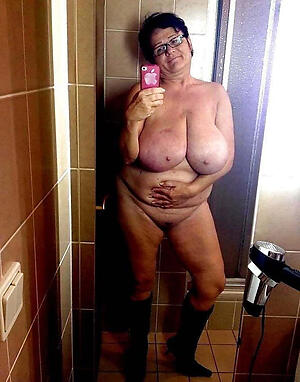 older non-specific undressed selfies hot photos
